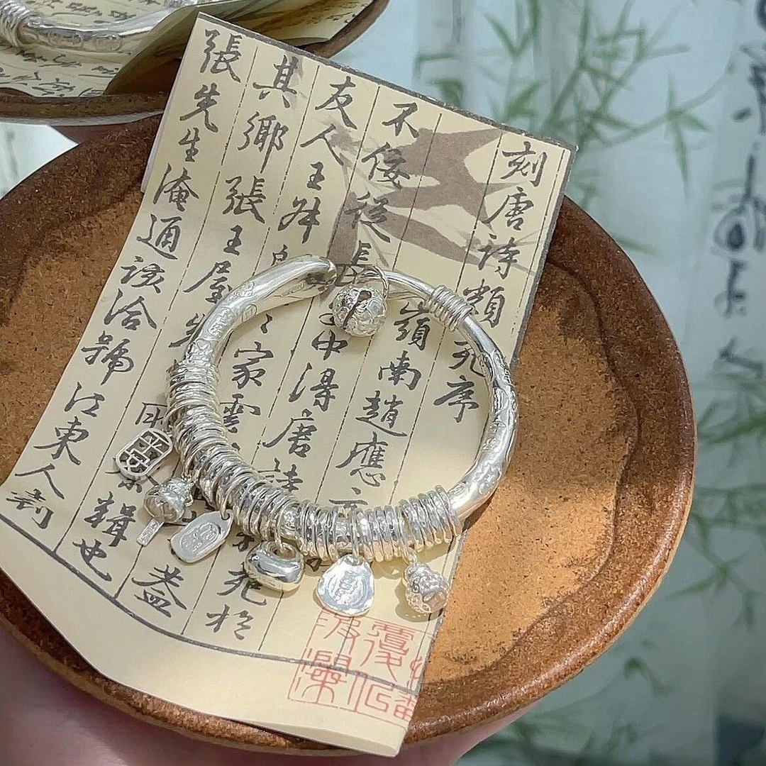 999.9精工大克重轻奢百搭猫爪吉言盘缠手镯银