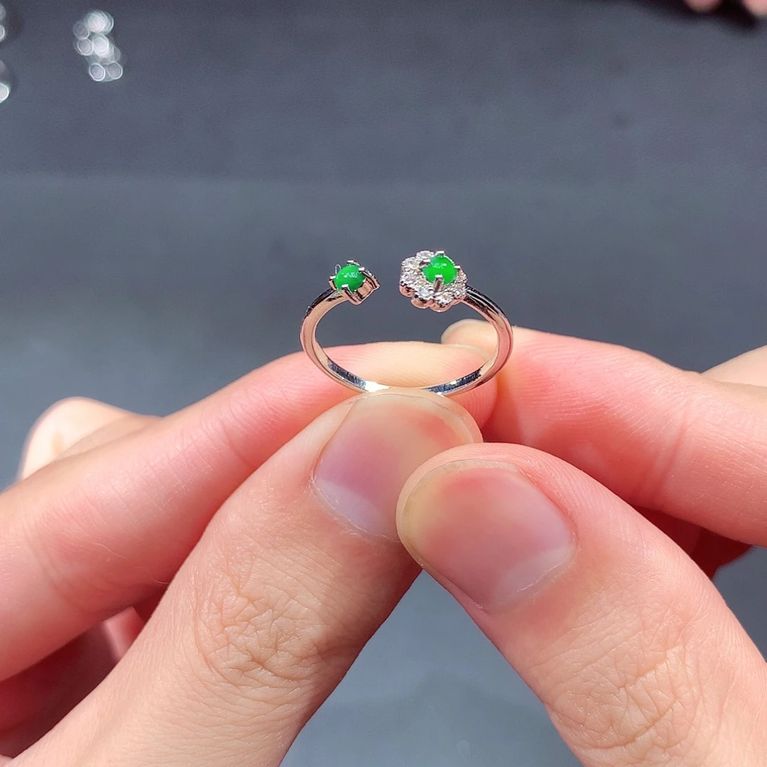 翡翠戒指未镶嵌翡翠