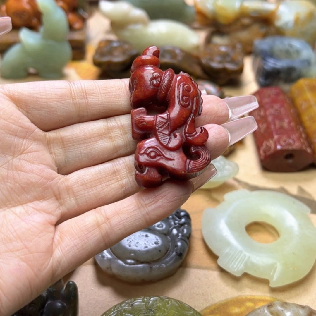 【闪购商品】蛇纹石玉颈饰未镶嵌
