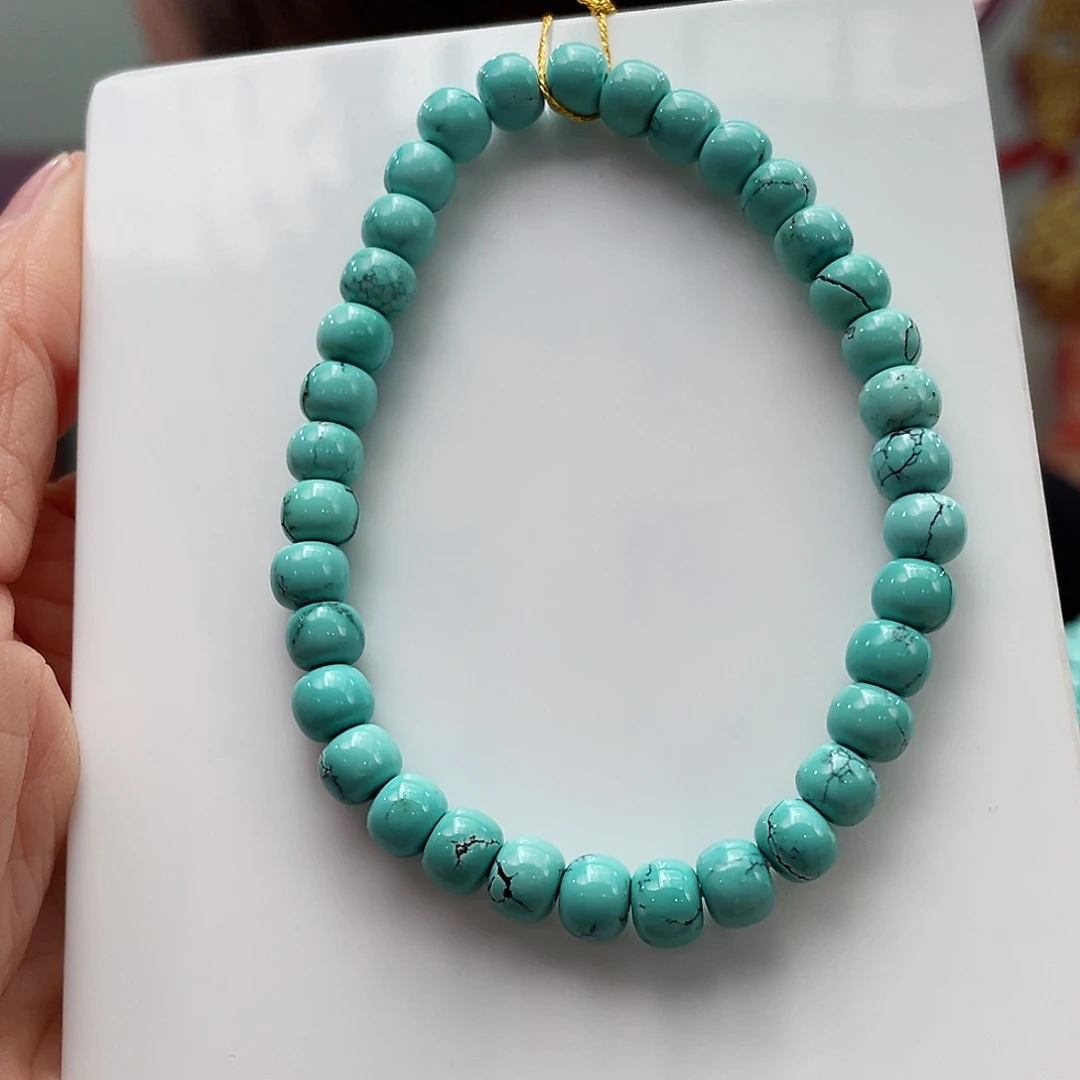 绿松石颈饰未镶嵌