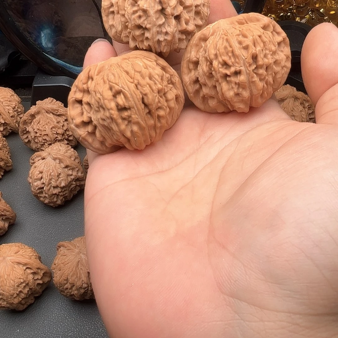 文玩核桃吊坠鹿*四座楼