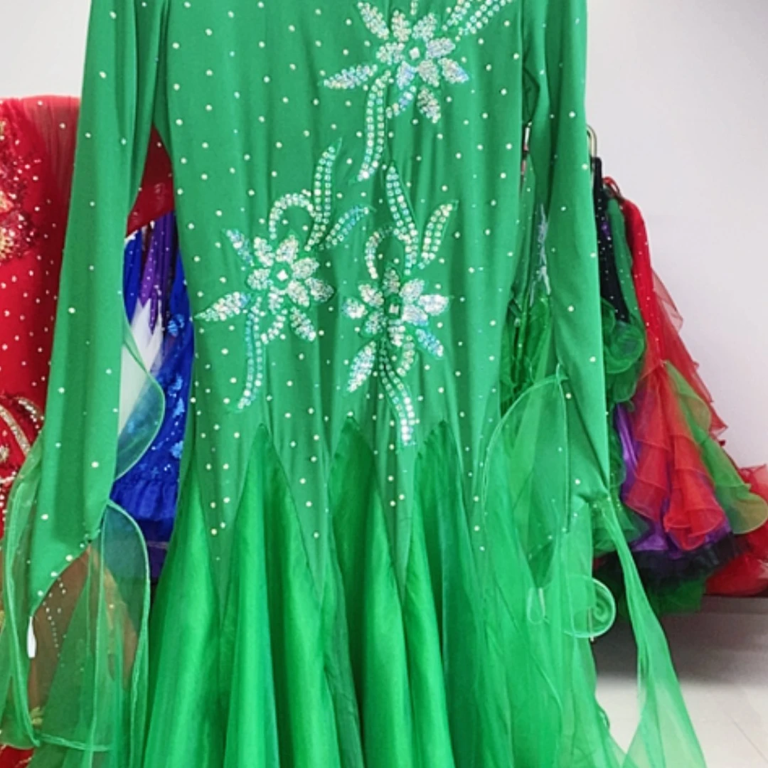 【闪购商品】用****8绿色3xl