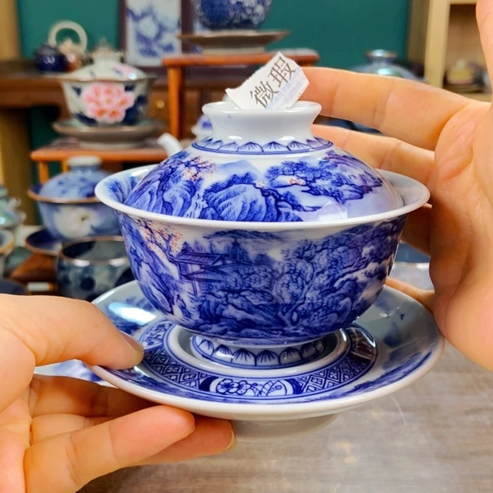 瓷片手工制作工艺精湛等
