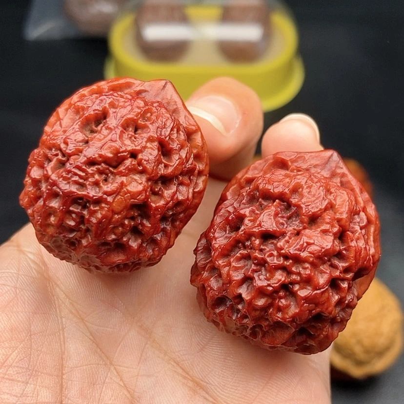 【闪购商品】把件文玩核桃37尺铁狮子球