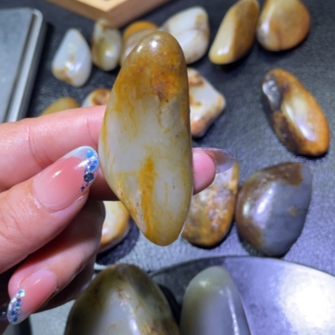 【闪购商品】和田玉未镶嵌颈饰玉*音