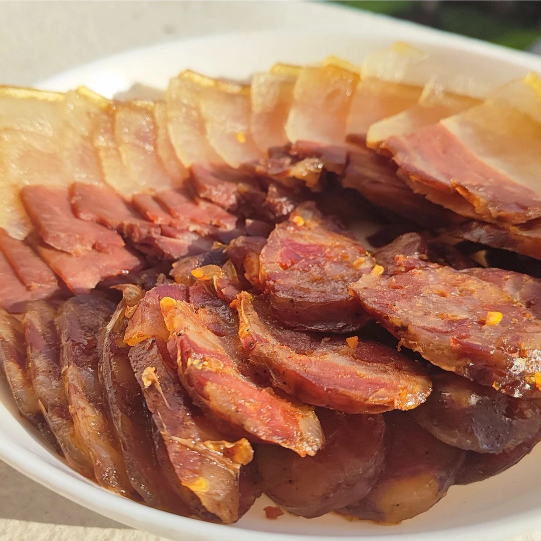 佳域珍坊土猪火腿+麻辣香肠组合
