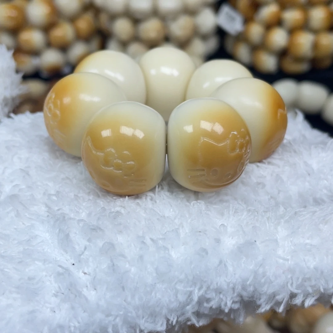 手串菩提根/象牙果12.19.15微瑕kt