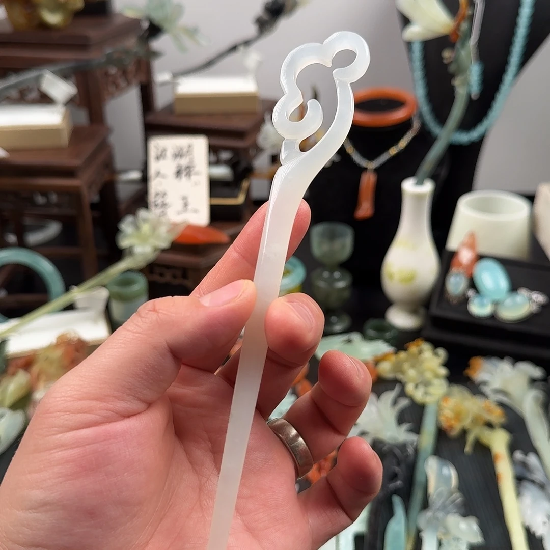 蛇纹石玉未镶嵌发饰