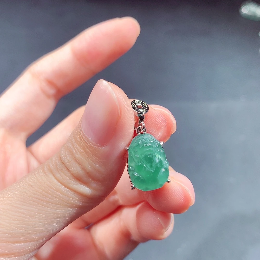 未镶嵌戒指翡翠翡翠