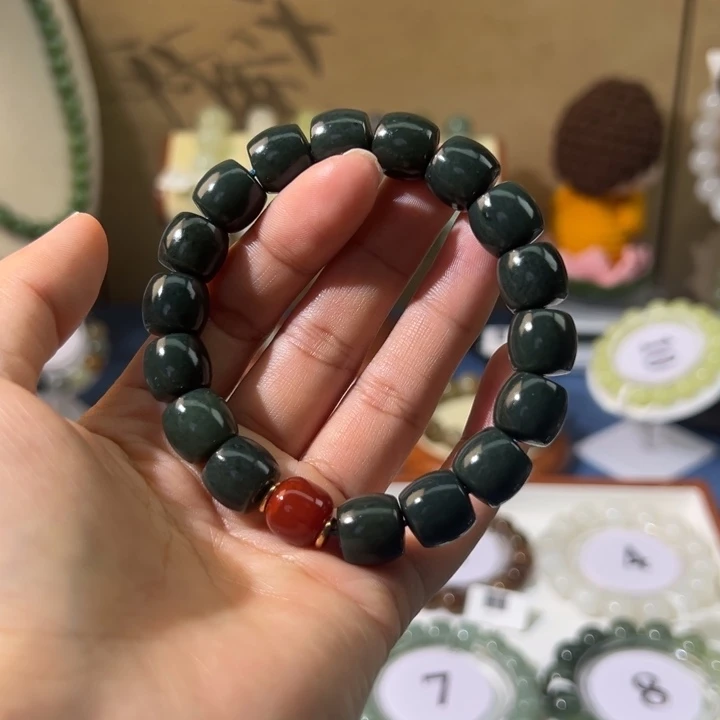 和田玉未镶嵌手串