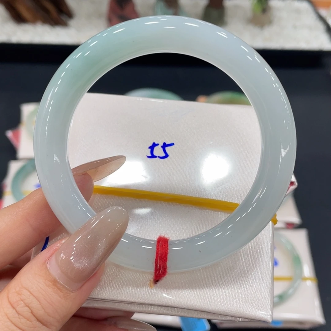 未镶嵌手镯翡翠缅甸天然翡翠手镯