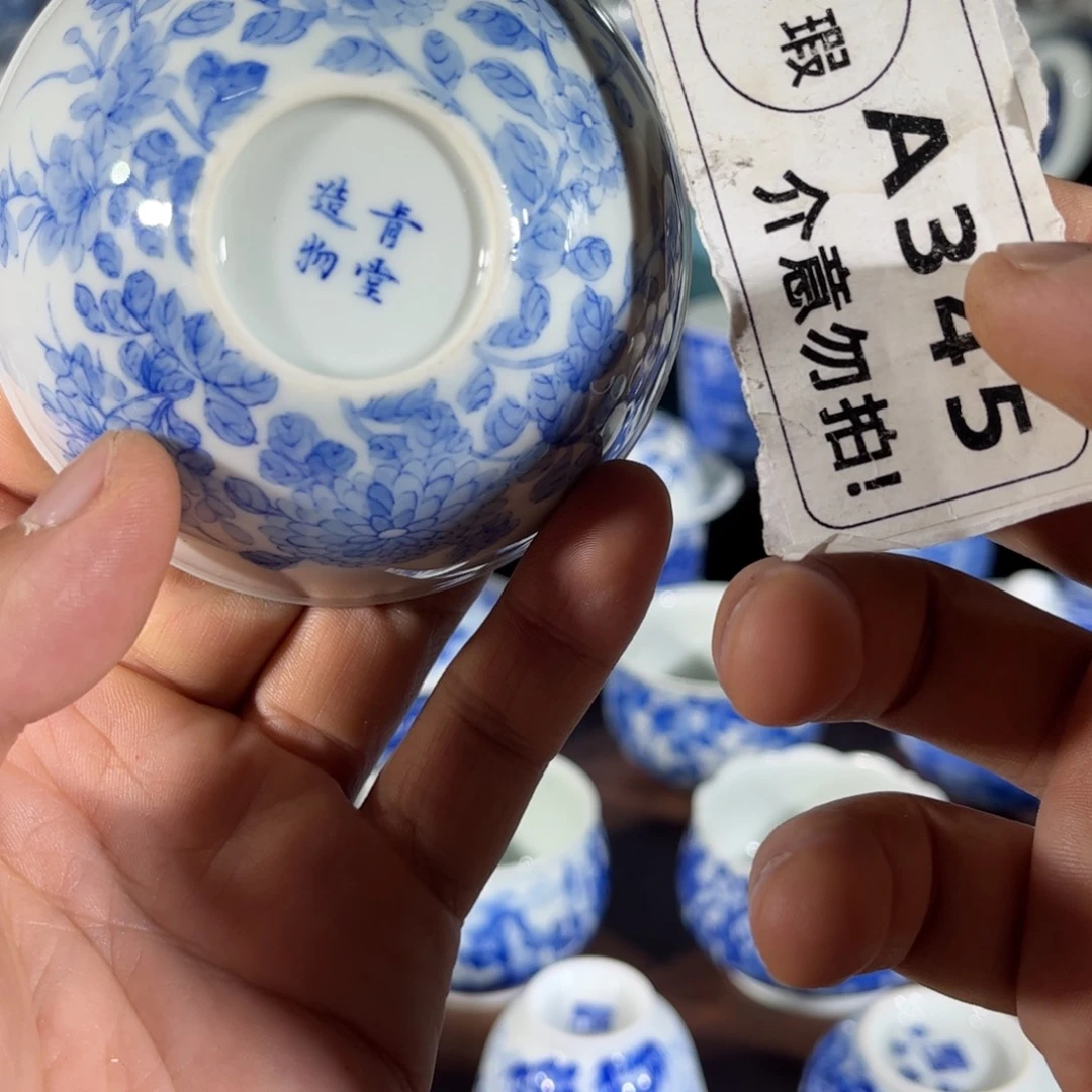 杯子手工手绘的陶瓷