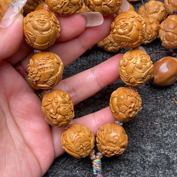 吊坠橄榄核铁路健健康康快乐旅途