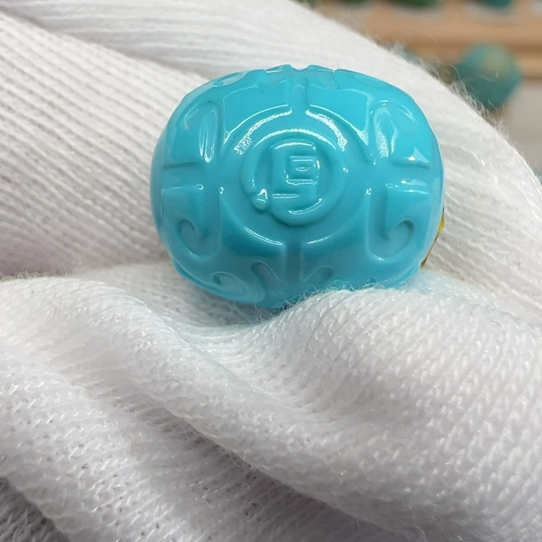 绿松石配饰未镶嵌