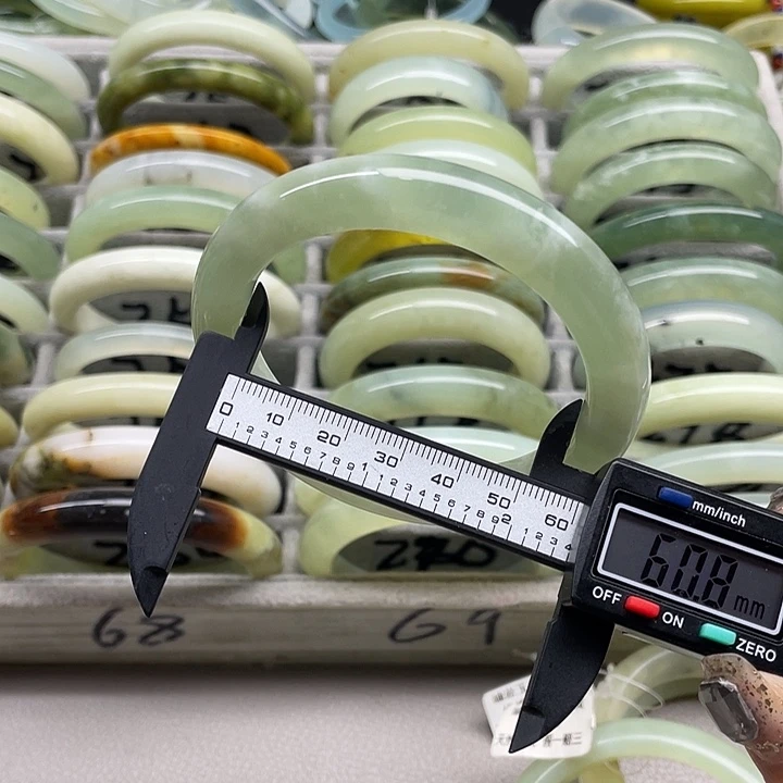 蛇纹石玉合金手镯250