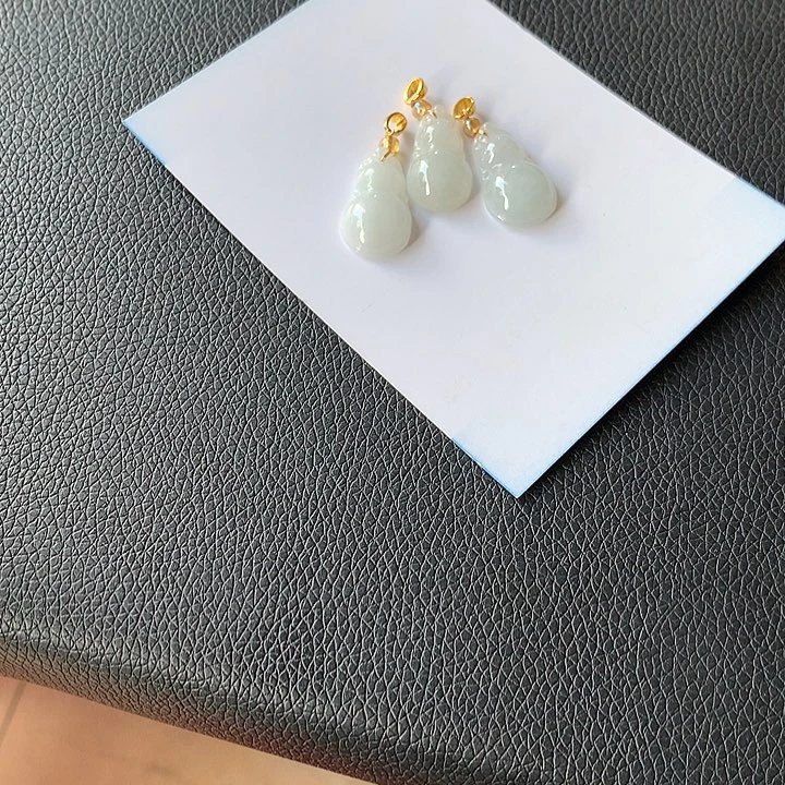 颈饰未镶嵌翡翠冰葫芦