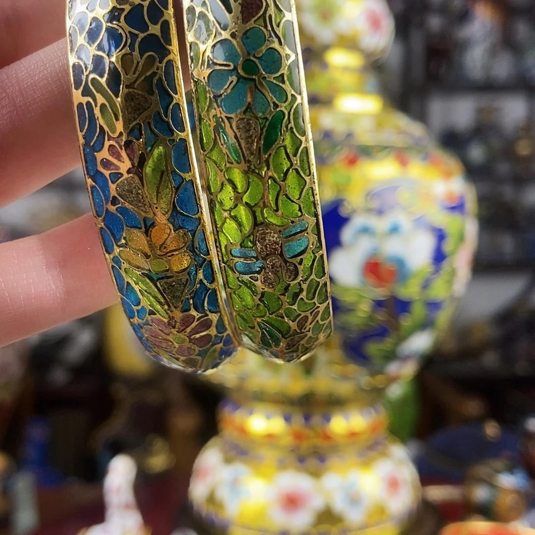 小***阳景泰蓝脱胎手镯一对