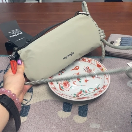 瓷片199。。。。。。。。。。。。。。。