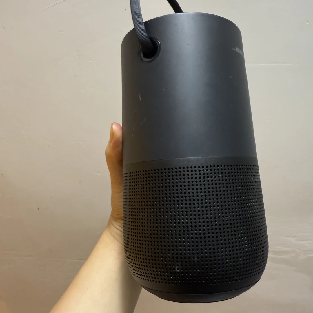 8新  永佳二手8新Protable无线蓝牙音箱 户外家用都合适