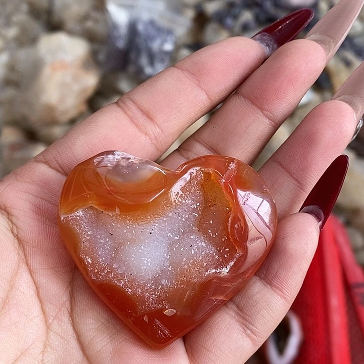 兔****水晶珠宝半成品未镶嵌