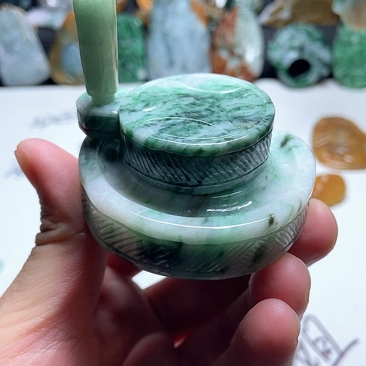 翡翠未镶嵌颈饰翡翠a货