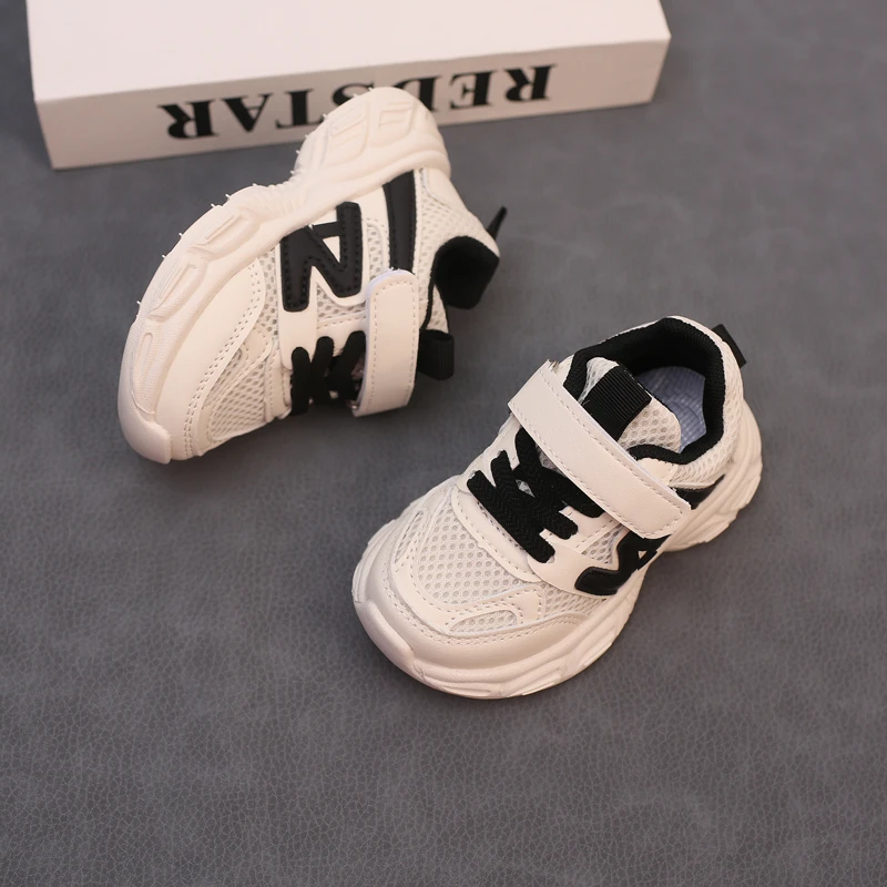 2025春季新品透气休闲网面童鞋男软底轻便运动鞋女童老爹鞋