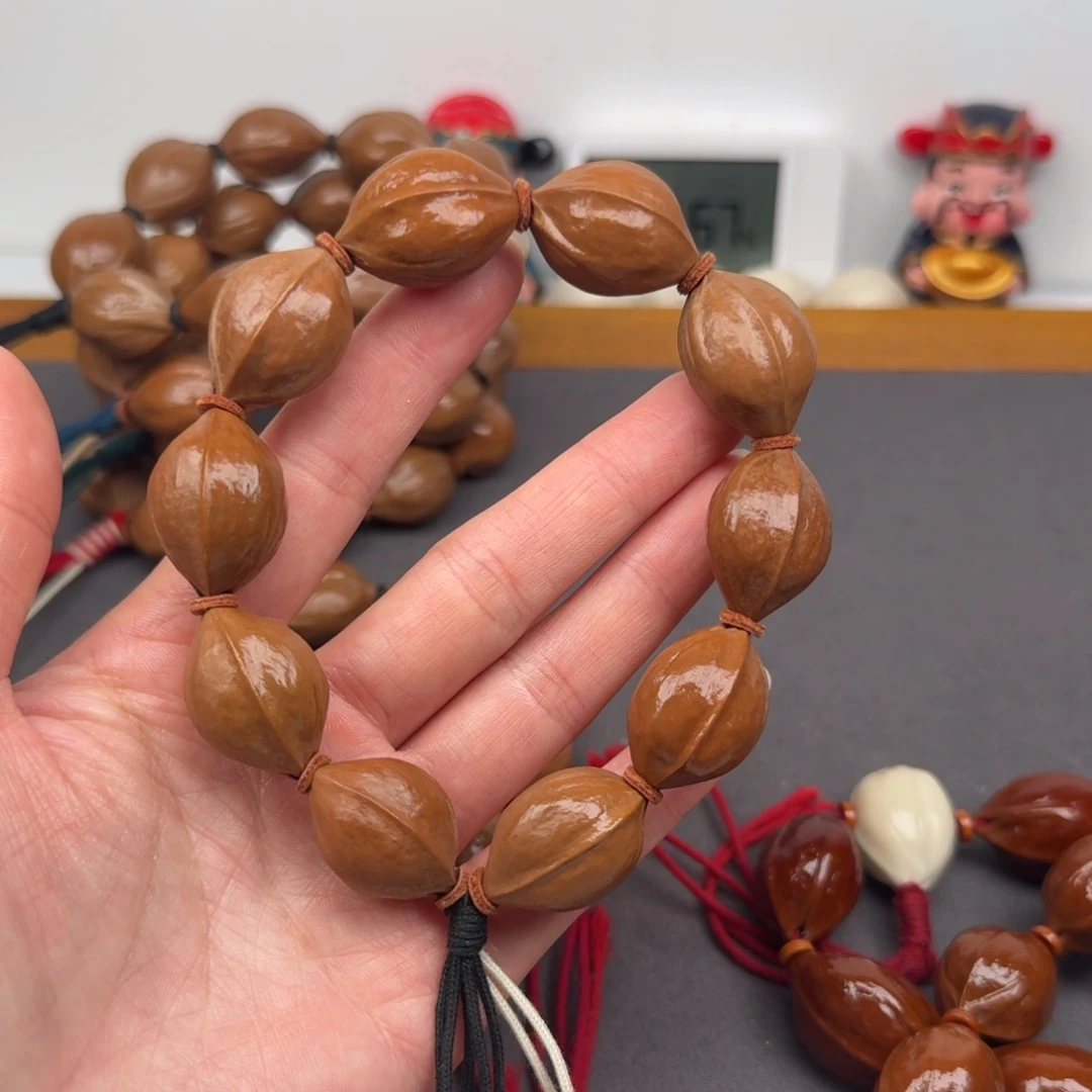 18*26精品梅林铁核手串