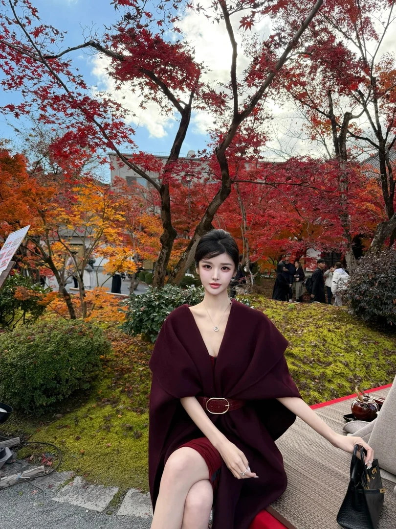 【小巴姐妹】秋冬新款鳄鱼纹腰带双面呢收腰斗篷大衣女简约廓形外套