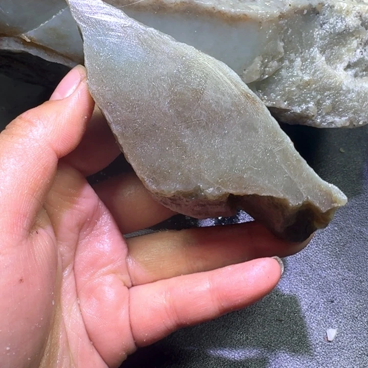 和田玉未镶嵌珠宝半成品