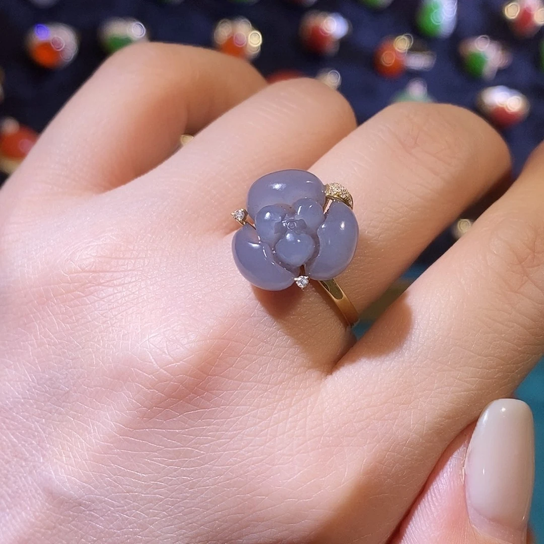 和田玉戒指18K金镶嵌