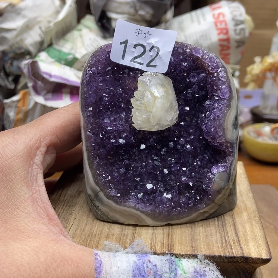 紫晶天然水晶摆件未镶嵌