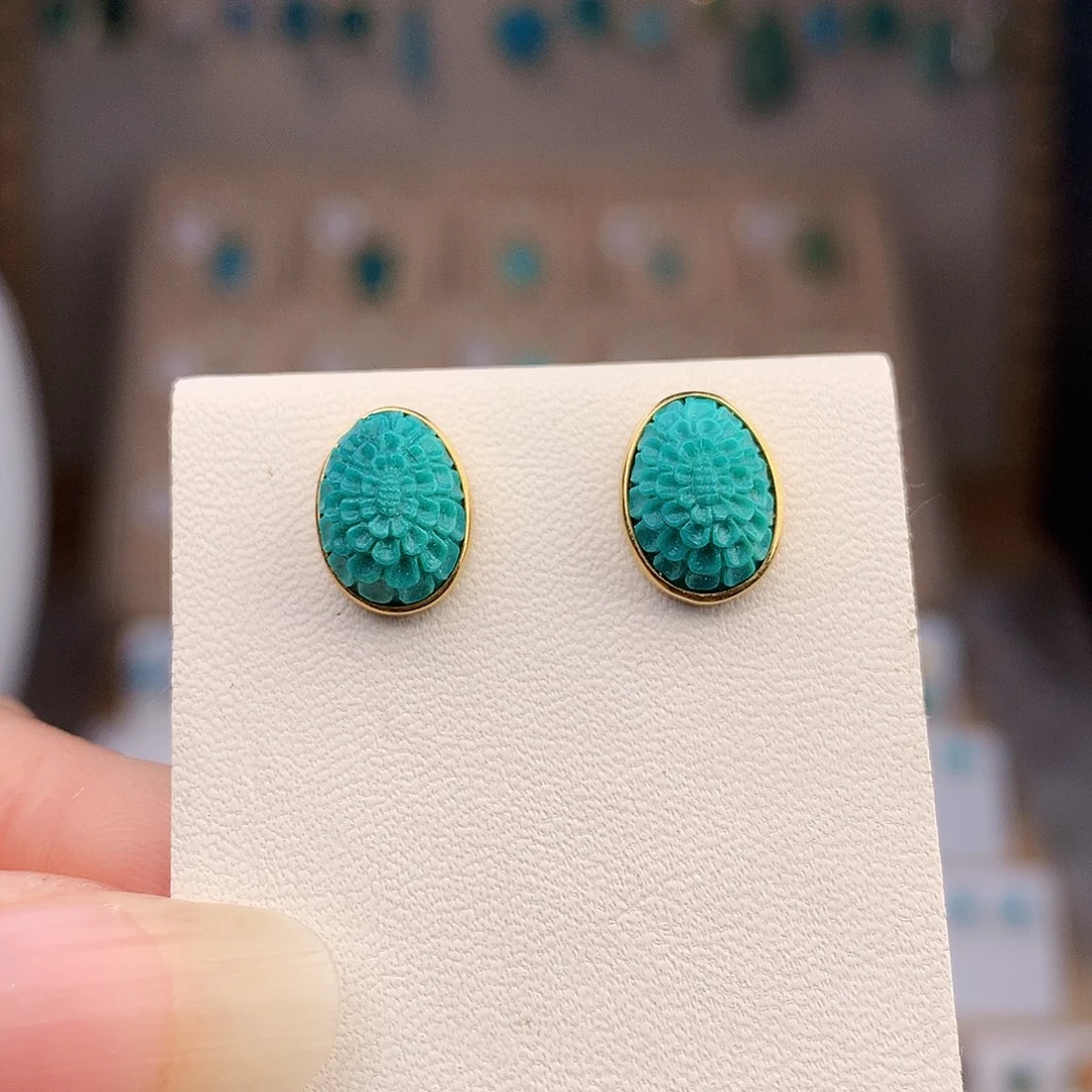 绿松石18K金镶嵌颈饰╰****?