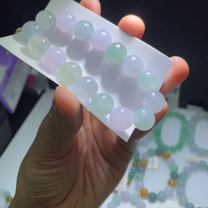 未镶嵌定制翡翠翡翠