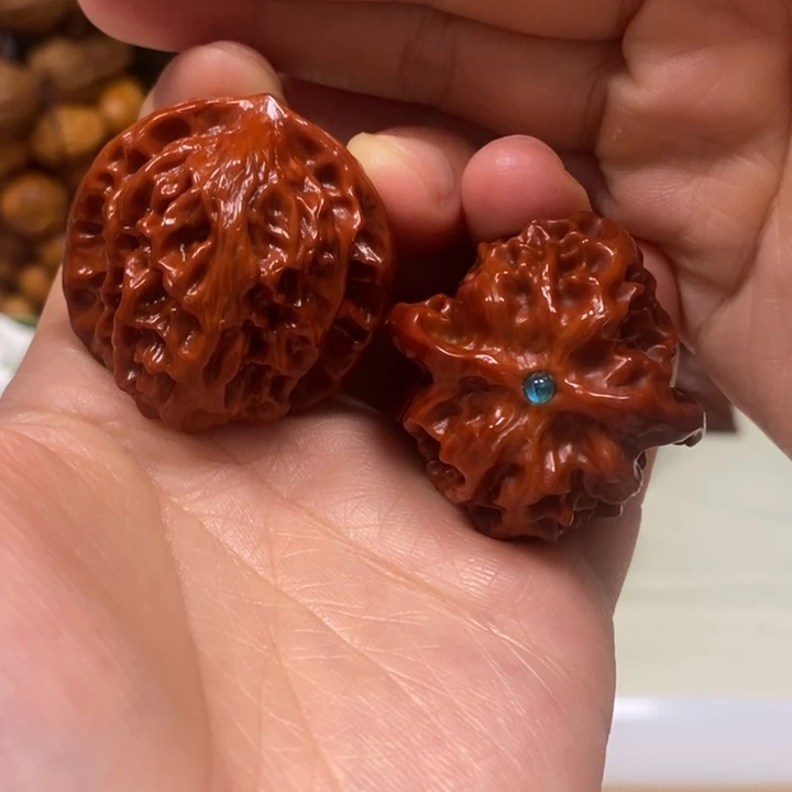 文玩核桃吊坠野狼37