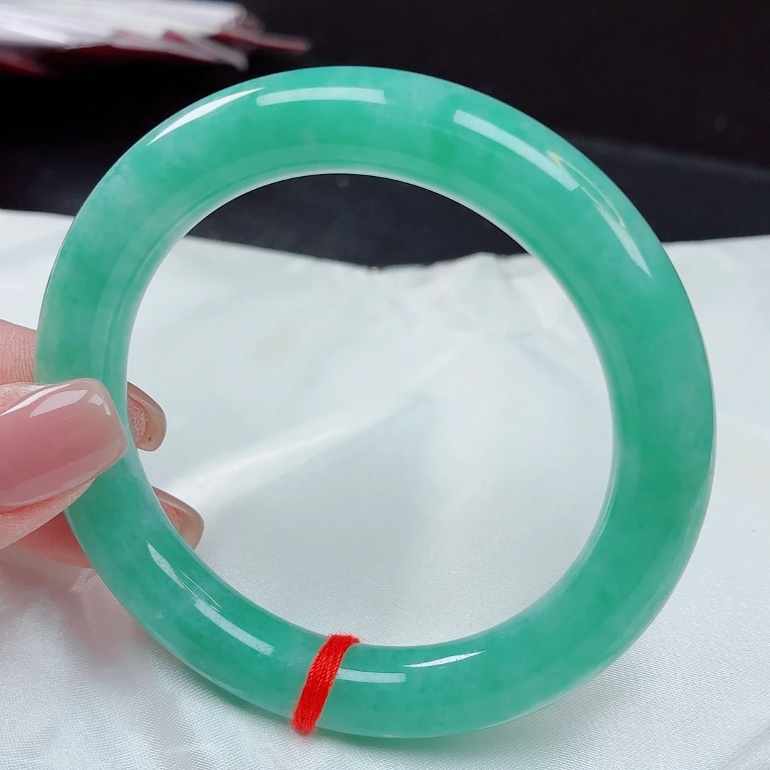 未镶嵌手镯翡翠58+