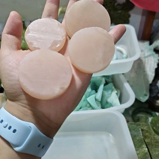 蛇纹石玉未镶嵌珠宝半成品