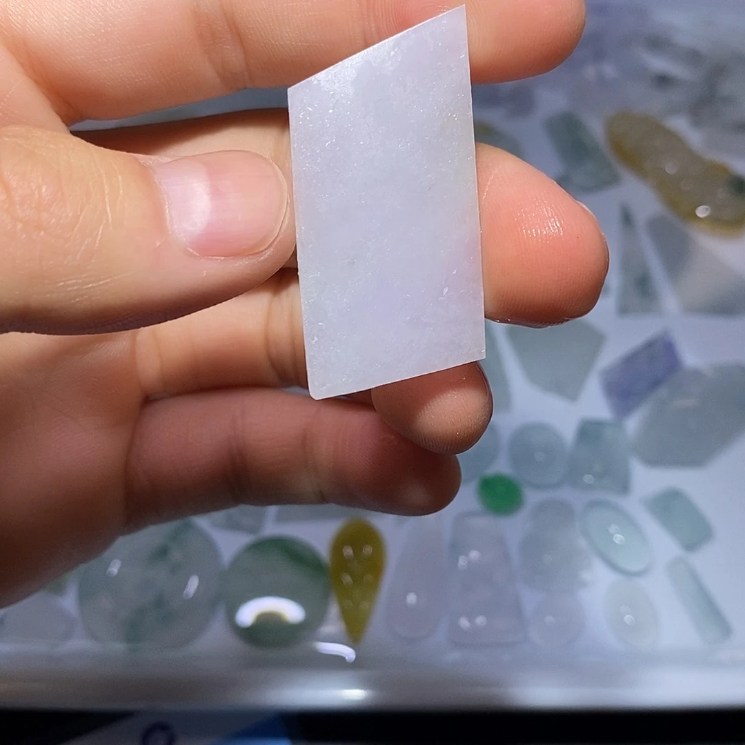 翡翠未镶嵌颈饰76444