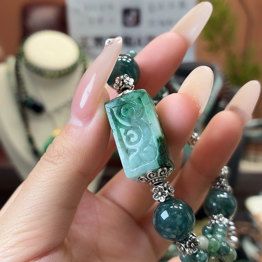 翡翠未镶嵌耳饰手串
