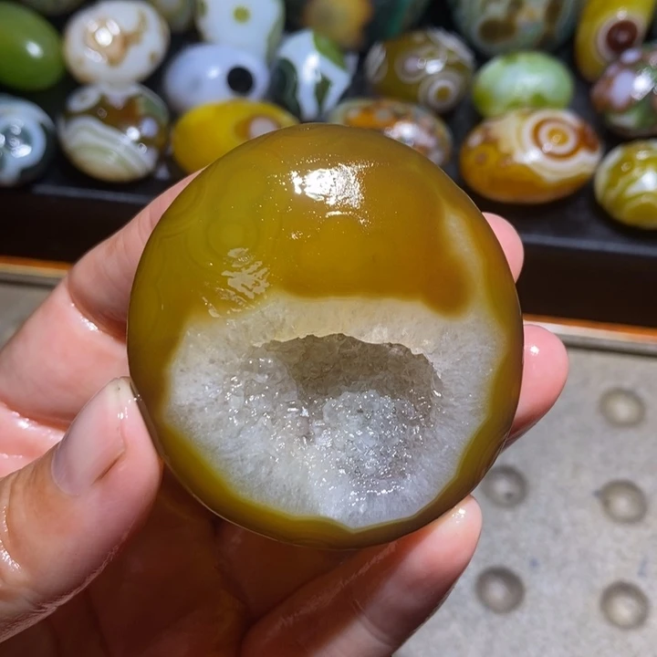 未镶嵌玛瑙/玉髓珠宝半成品107