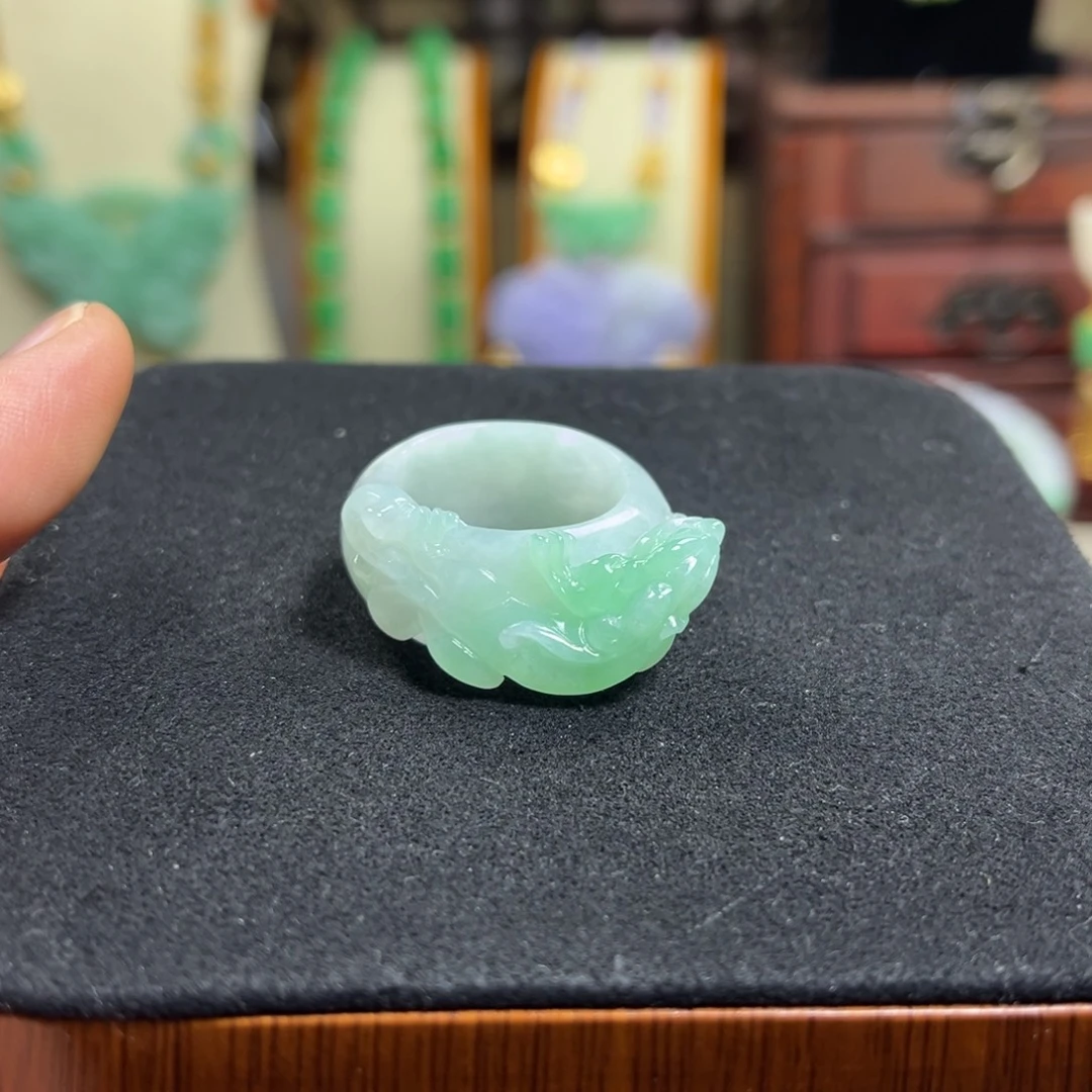 翡翠未镶嵌颈饰天然翡翠戒指19号