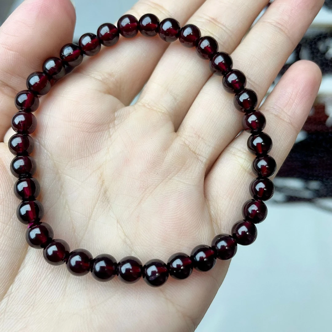 酒红色石榴石单圈卡5.5-5.8mm（随机发）