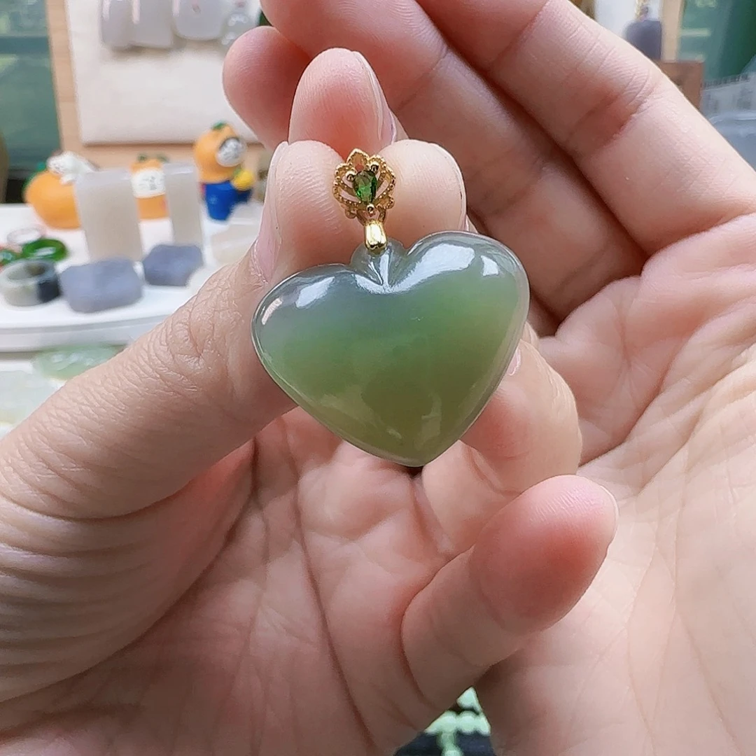 和田玉未镶嵌吊坠(不含链)