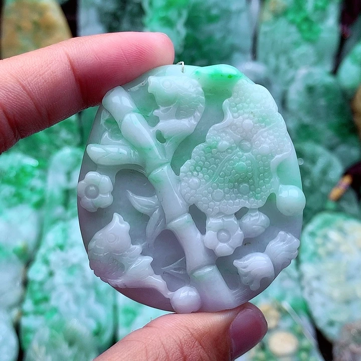 翡翠吊坠(不含链)未镶嵌