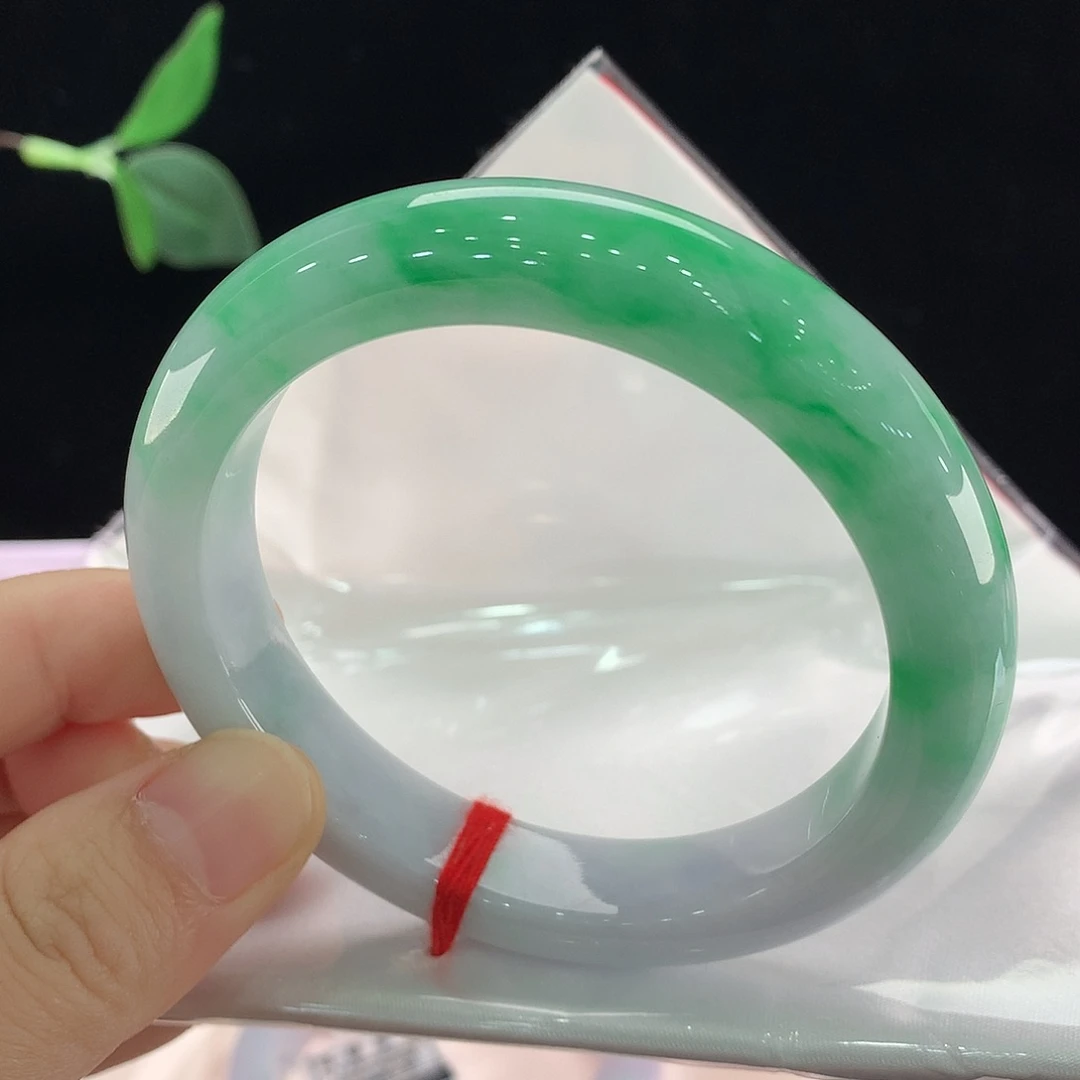 翡翠未镶嵌手镯0240