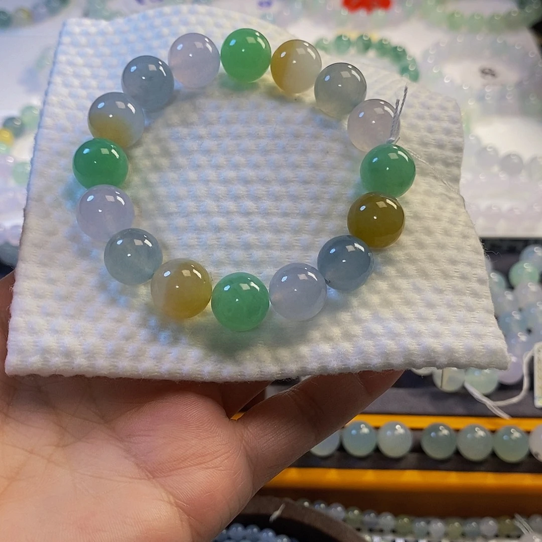 定制翡翠未镶嵌翡翠.