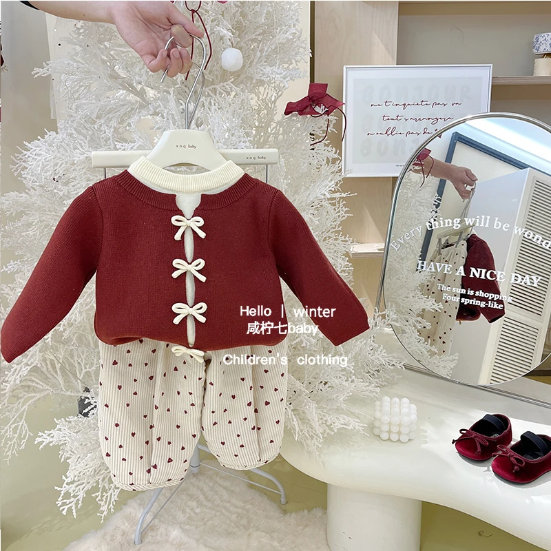 【现】2024新款洋气时髦套装儿童立体蝴蝶结针织开衫波点牛仔裤