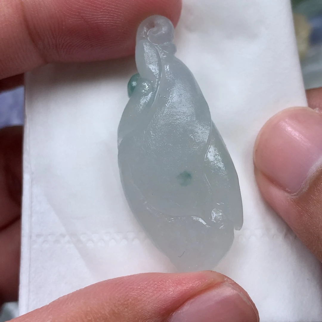 未镶嵌定制翡翠吊坠