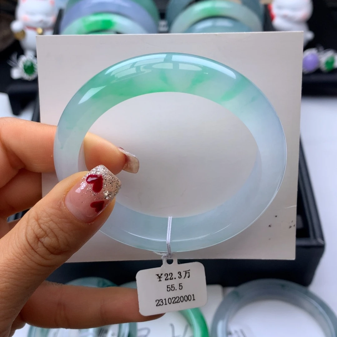 翡翠手镯未镶嵌55-56金丝绿正圈