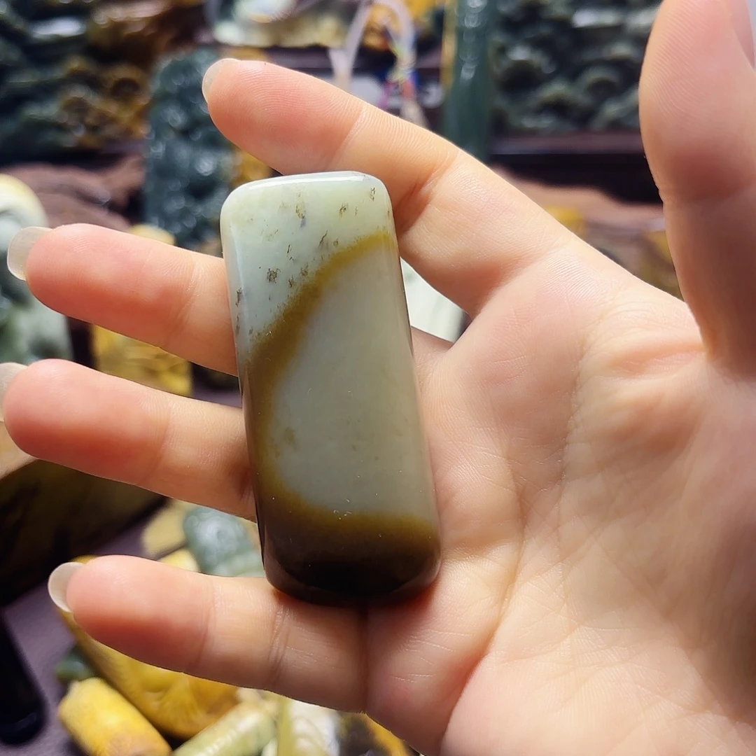 岫岩河磨玉（透闪石质玉）未镶嵌挂件
