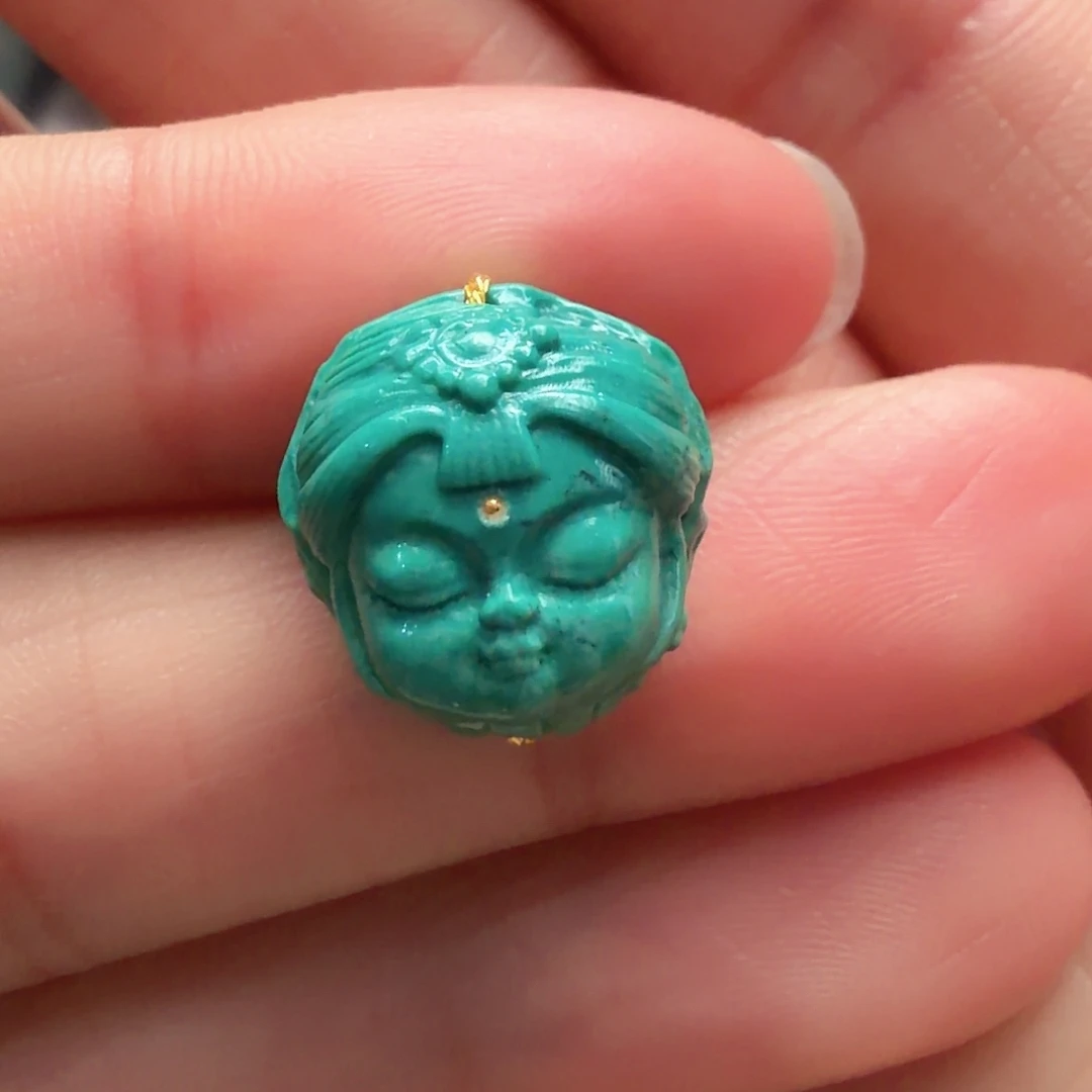 绿松石未镶嵌颈饰